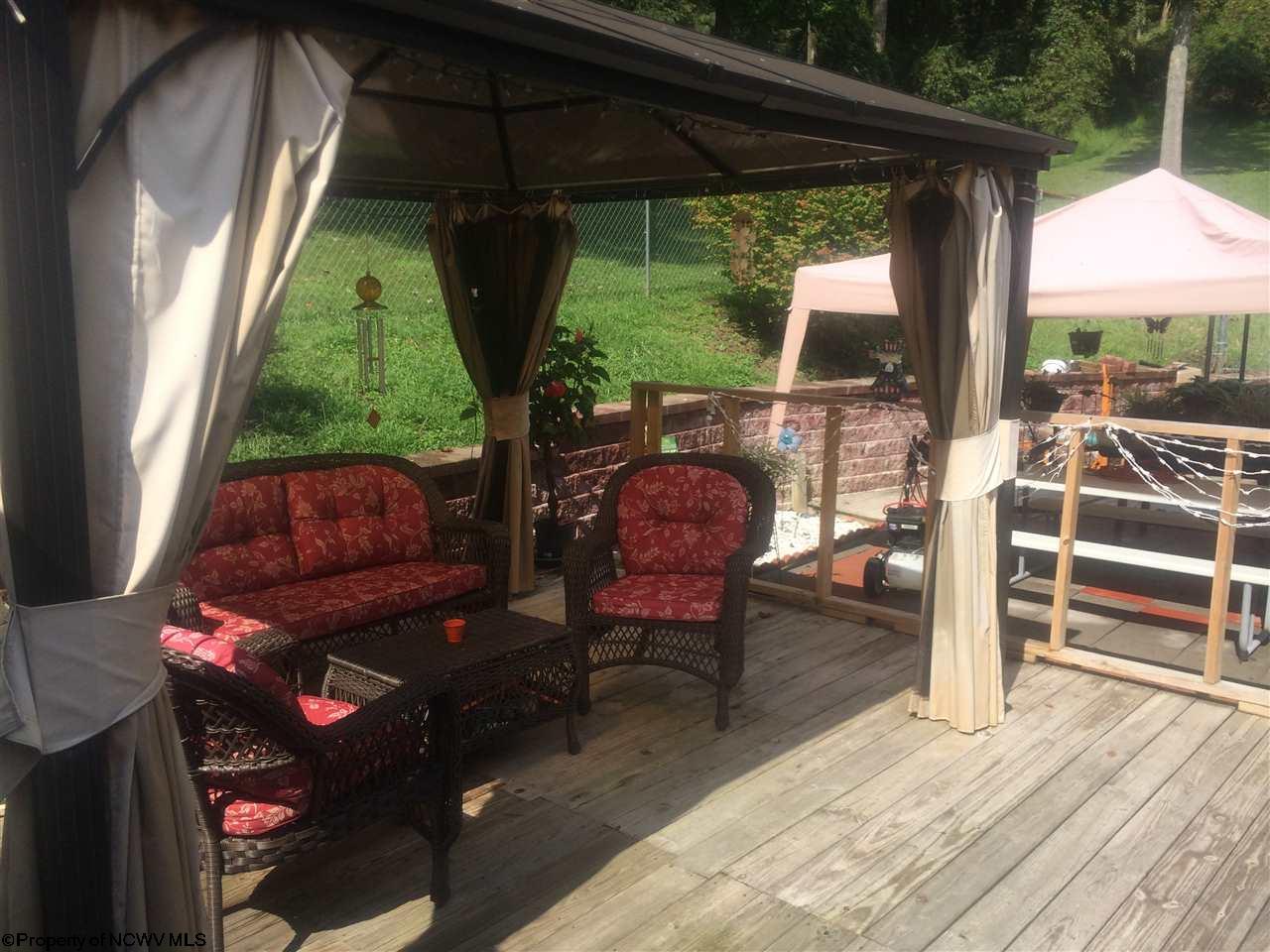 976 Normandy Estate Rd, Bridgeport, WV 26330 photo 7