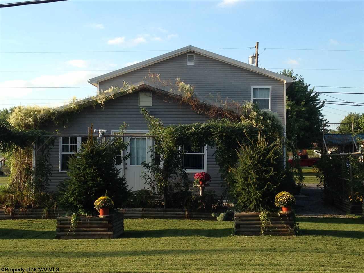 86 Pike St, Beverly, WV 26253 photo 1