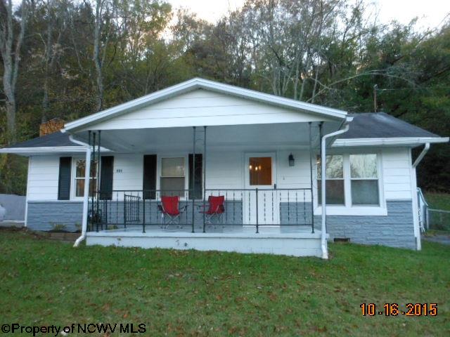 505 Charles St, Weston, WV 26452 photo 1