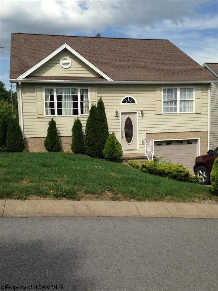 102 Rivercrest Dr, Fairmont, WV 26554 photo 1