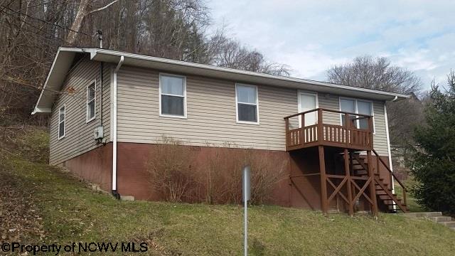 17 Maple Ave, Philippi, WV 26416 photo 1