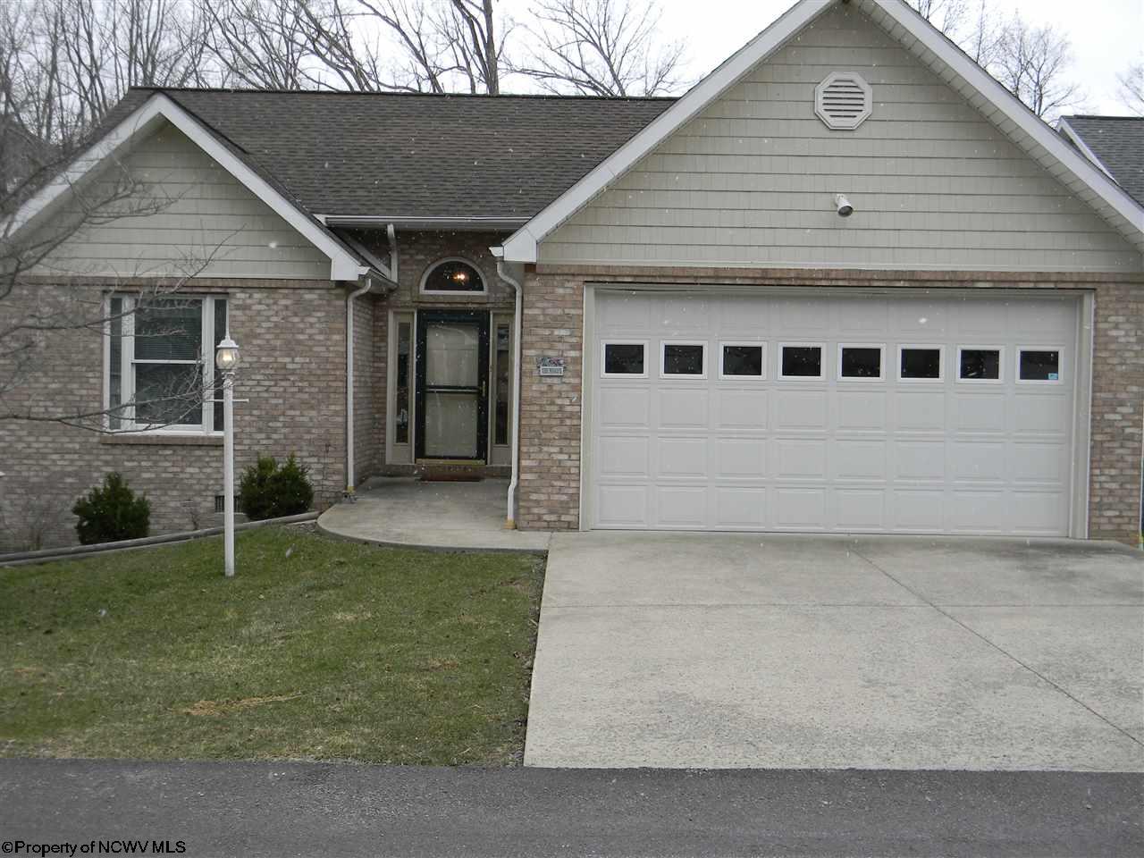 104 Coventry Ct, Bridgeport, WV 26330 photo 1