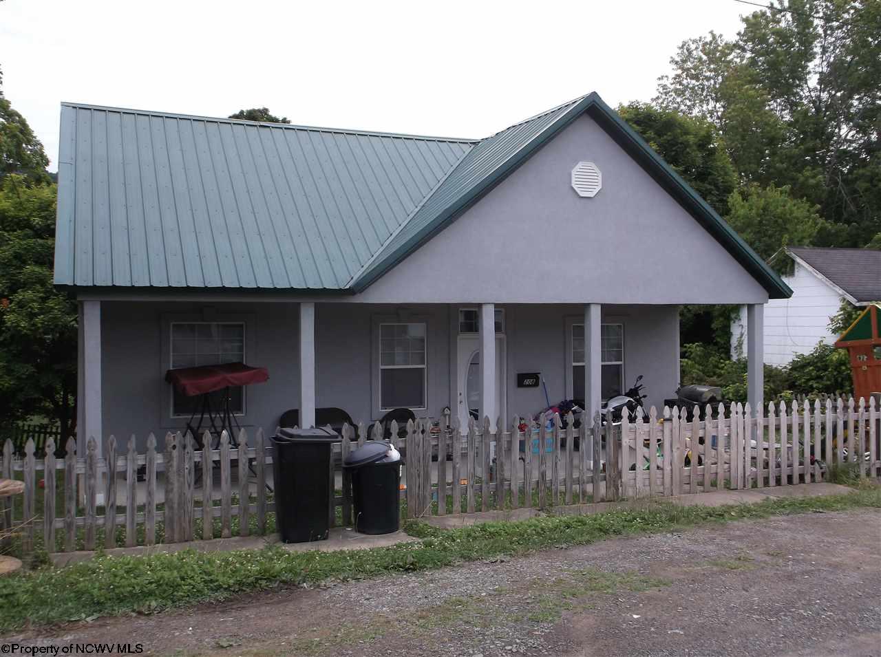 208 N Main St, Sutton, WV 26601 photo 1