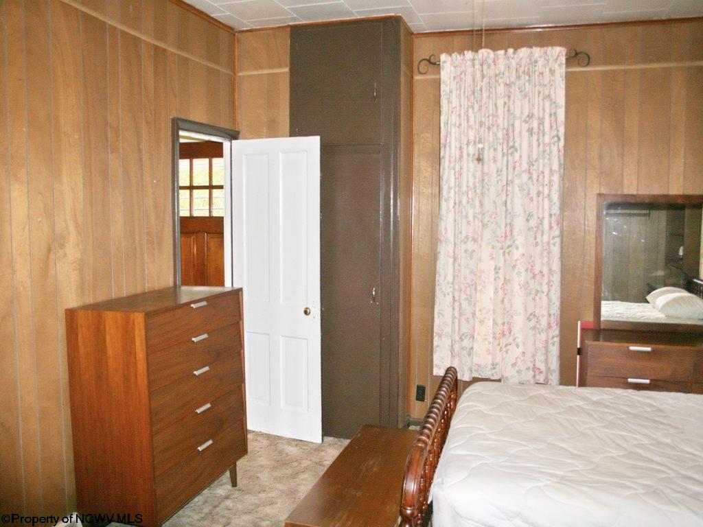 215 E Main St, Salem, WV 26426 photo 10