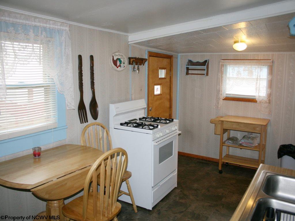 215 E Main St, Salem, WV 26426 photo 3