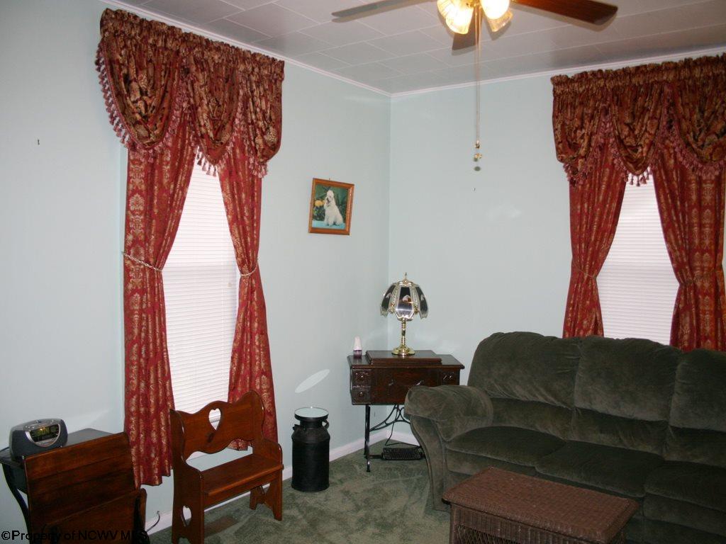 215 E Main St, Salem, WV 26426 photo 4