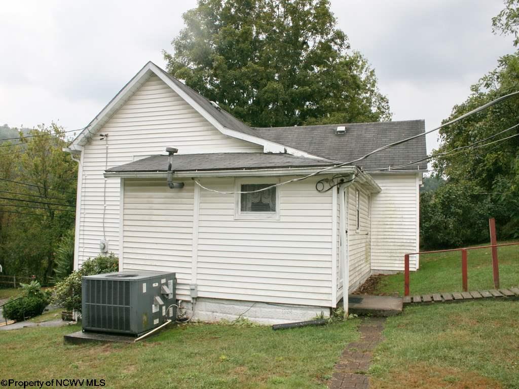 215 E Main St, Salem, WV 26426 photo 9