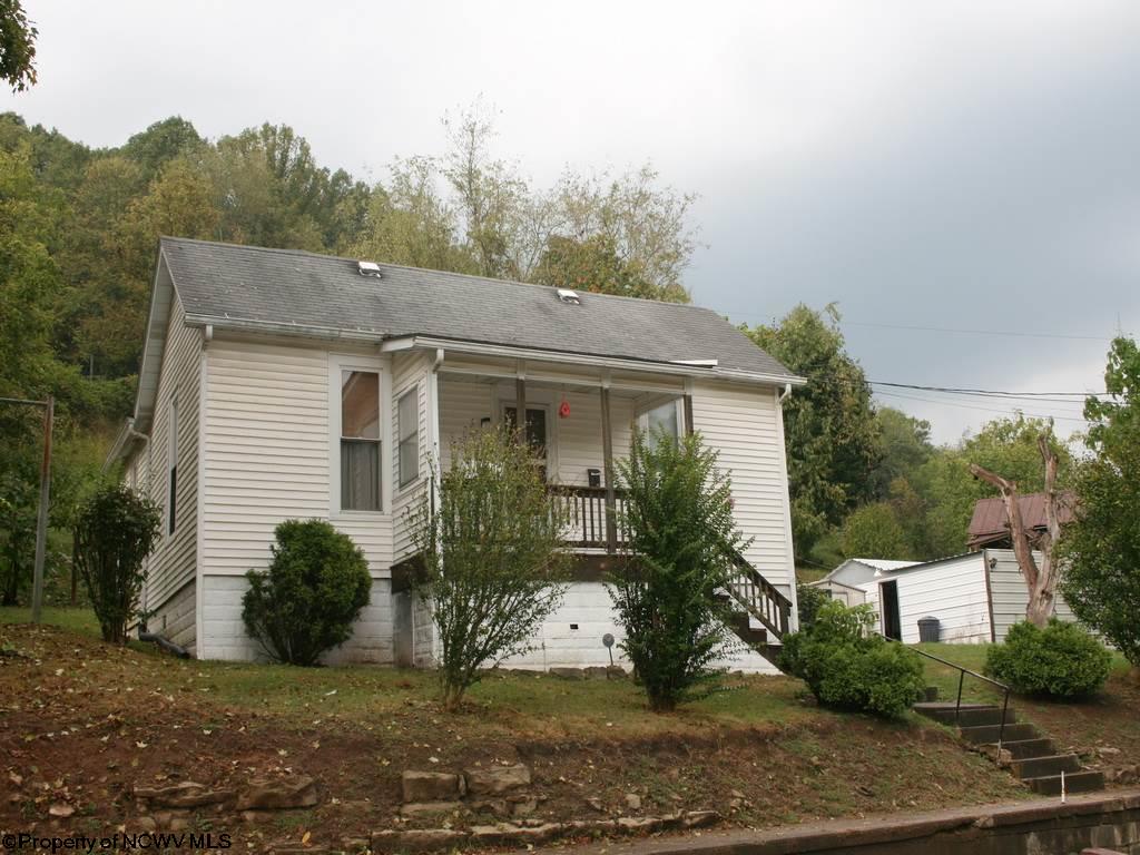 215 E Main St, Salem, WV 26426 photo 12