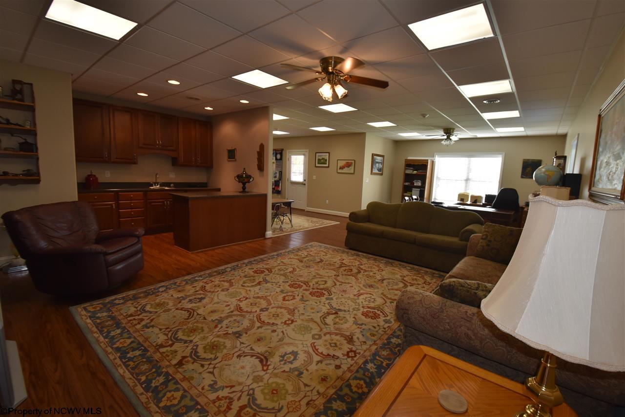 43 Robin Ln, Mount Clare, WV 26408 photo 15