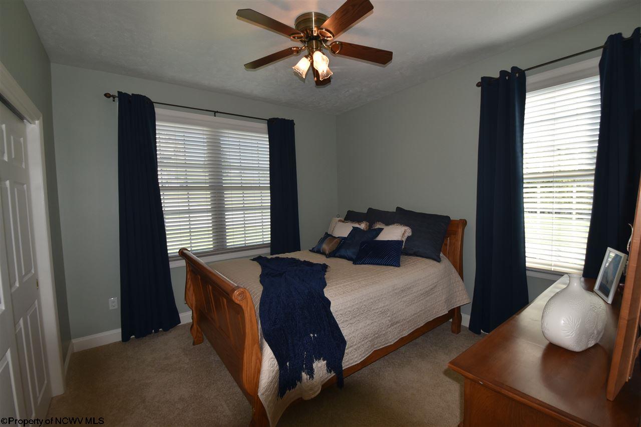 43 Robin Ln, Mount Clare, WV 26408 photo 12