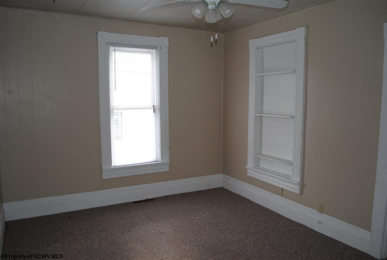 86 Beech Ave, Philippi, WV 26416 photo 5