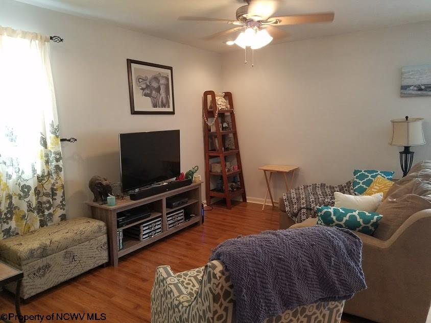 2014 Grandview Dr, Fairmont, WV 26554 photo 7