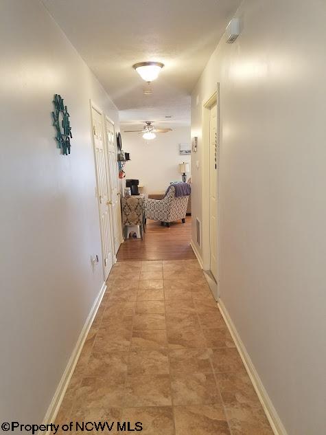 2014 Grandview Dr, Fairmont, WV 26554 photo 3