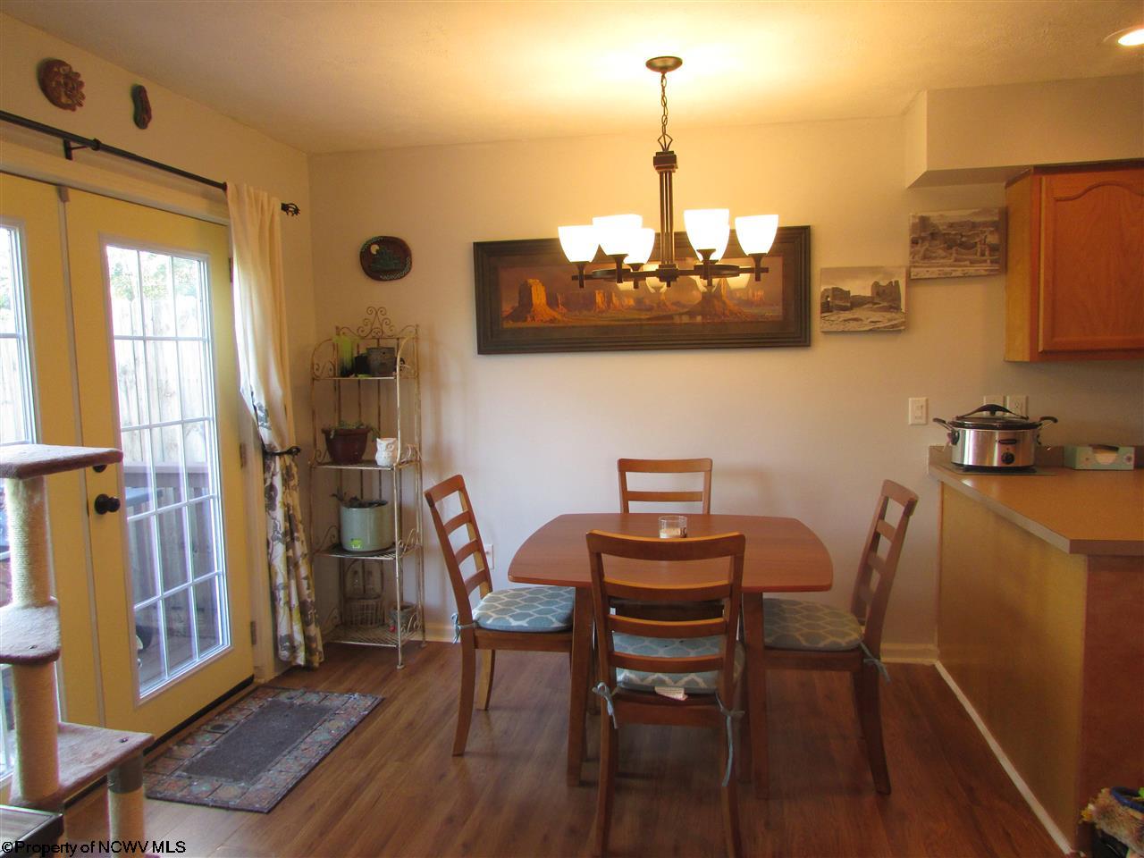 2014 Grandview Dr, Fairmont, WV 26554 photo 6