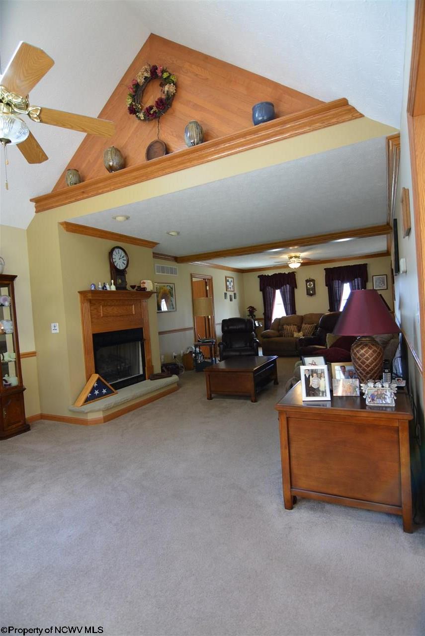368 Meadow Dr, Mount Clare, WV 26408 photo 2