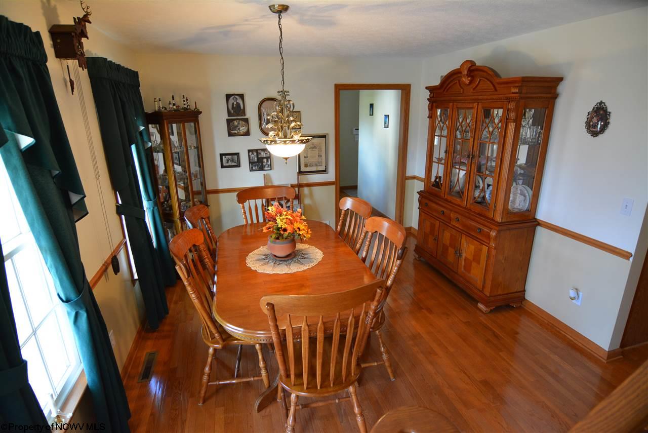 368 Meadow Dr, Mount Clare, WV 26408 photo 7