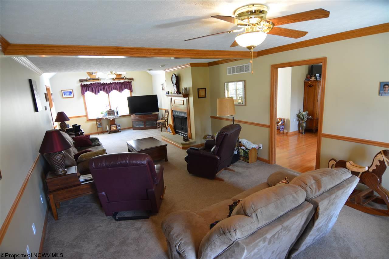 368 Meadow Dr, Mount Clare, WV 26408 photo 3