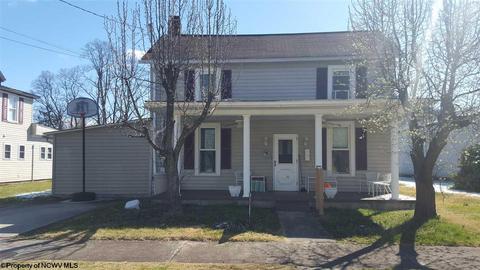 130 Beech St, Philippi, WV 26416 photo 1