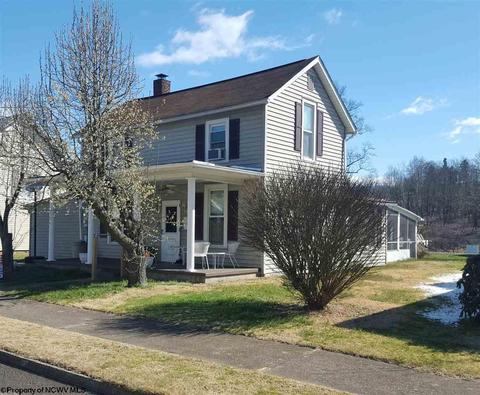 130 Beech St, Philippi, WV 26416 photo 2