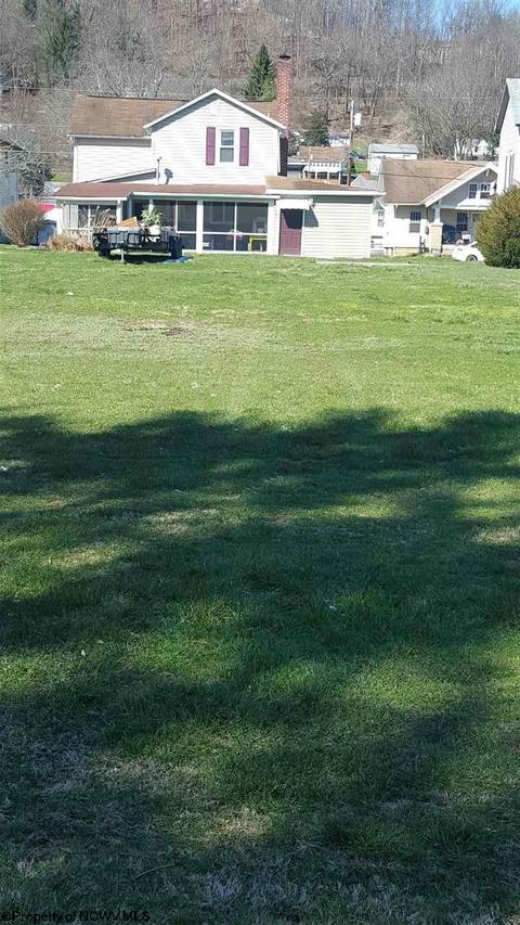 130 Beech St, Philippi, WV 26416 photo 15