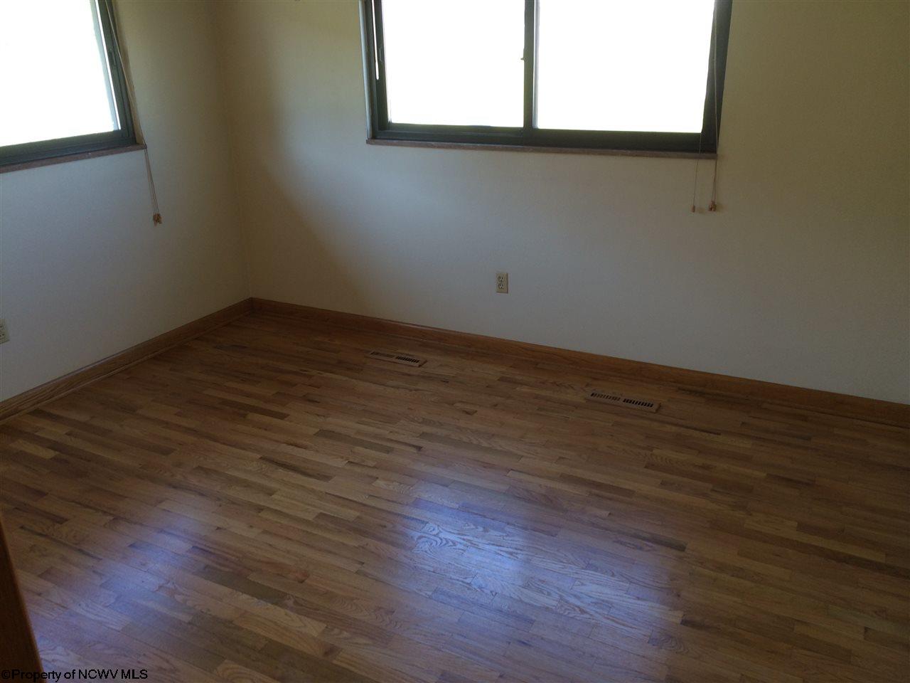 44 Millbrook Rd, Bridgeport, WV 26330 photo 14