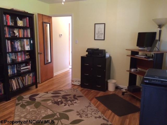524 Callen Ave, Morgantown, WV 26501 photo 8