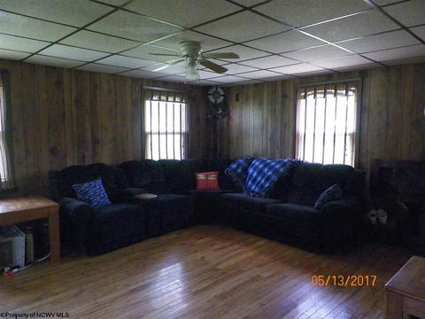 5805 Back Rd, Beverly, WV 26253 photo 4