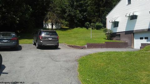 920 Dickson St, Mannington, WV 26582 photo 5