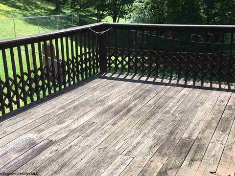 77 High St, Elkins, WV 26241 photo 8
