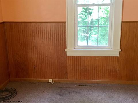 77 High St, Elkins, WV 26241 photo 4