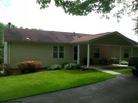 109 Brookside Ln, Philippi, WV 26416 photo 6