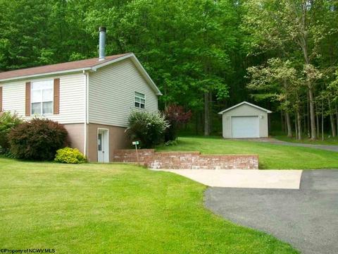 109 Brookside Ln, Philippi, WV 26416 photo 2
