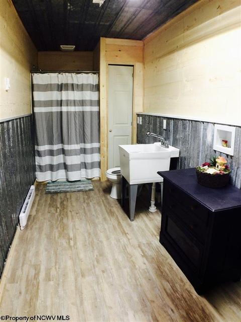 76 Circle Dr, Beverly, WV 26253 photo 8