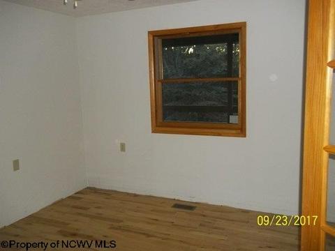 1 Eagle Ct, Terra Alta, WV 26764 photo 13