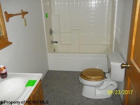 1 Eagle Ct, Terra Alta, WV 26764 photo 8