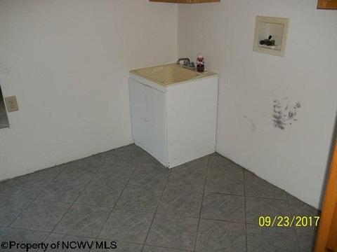 1 Eagle Ct, Terra Alta, WV 26764 photo 12