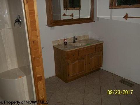 1 Eagle Ct, Terra Alta, WV 26764 photo 9