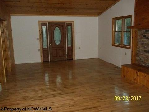 1 Eagle Ct, Terra Alta, WV 26764 photo 2