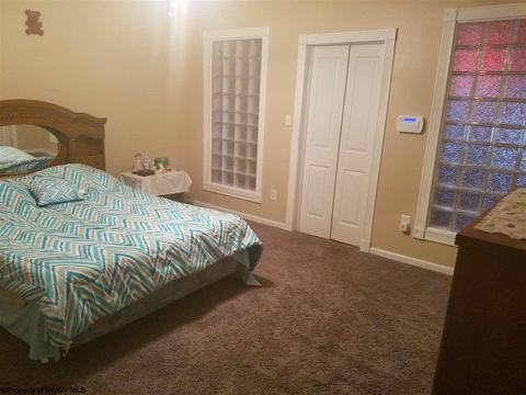 144 Liberty St, Salem, WV 26426 photo 10