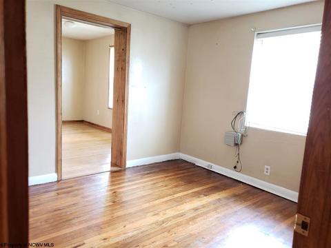 505 Maple Ave, Philippi, WV 26416 photo 8