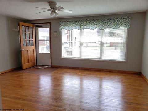 505 Maple Ave, Philippi, WV 26416 photo 5
