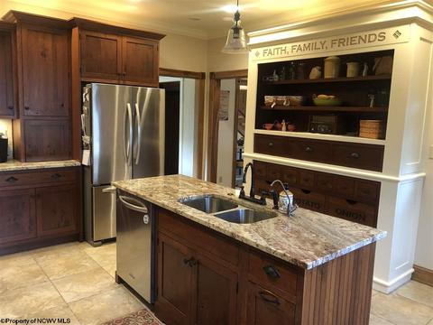 31 Windsor Dr, Bridgeport, WV 26330 photo 8