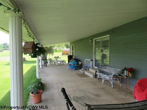 352 Centerville Rd, Rock Cave, WV 26234 photo 14