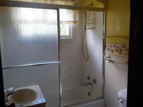 320 Long St, Parsons, WV 26287 photo 9
