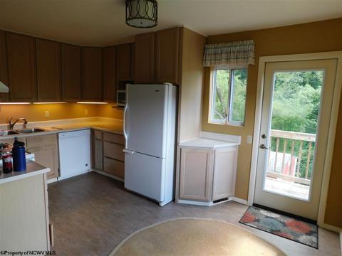111 Hillcrest Dr, Sutton, WV 26601 photo 6