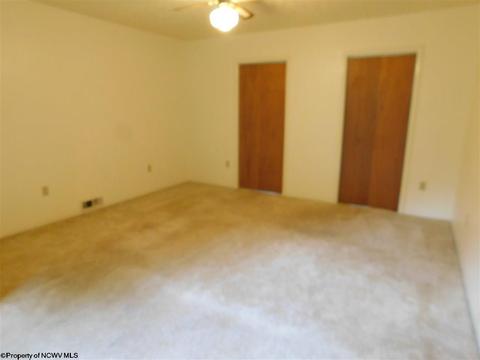 111 Hillcrest Dr, Sutton, WV 26601 photo 8