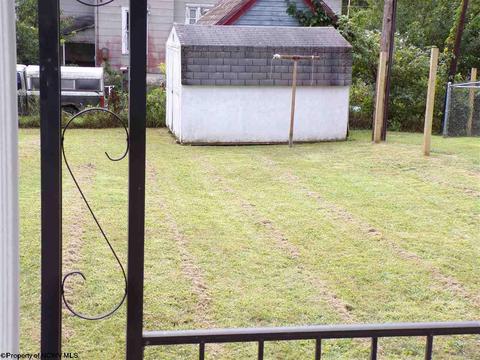 113 Monroe St, Mannington, WV 26582 photo 5