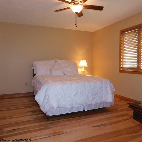 93 Oak Ridge Dr, Mount Clare, WV 26408 photo 9