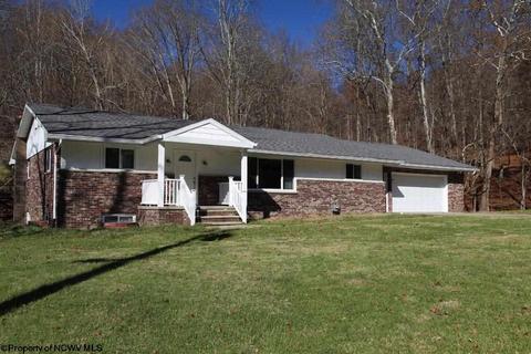 207 Keyes Ave, Philippi, WV 26416 photo 1