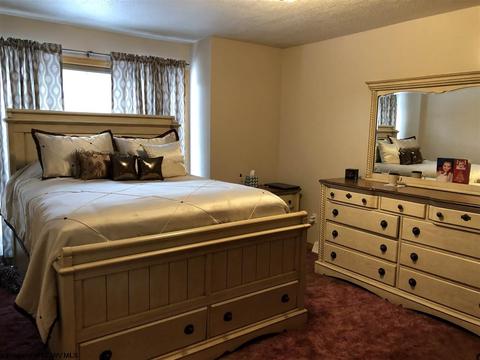 1505 Daybrook Rd, Fairview, WV 26570 photo 7